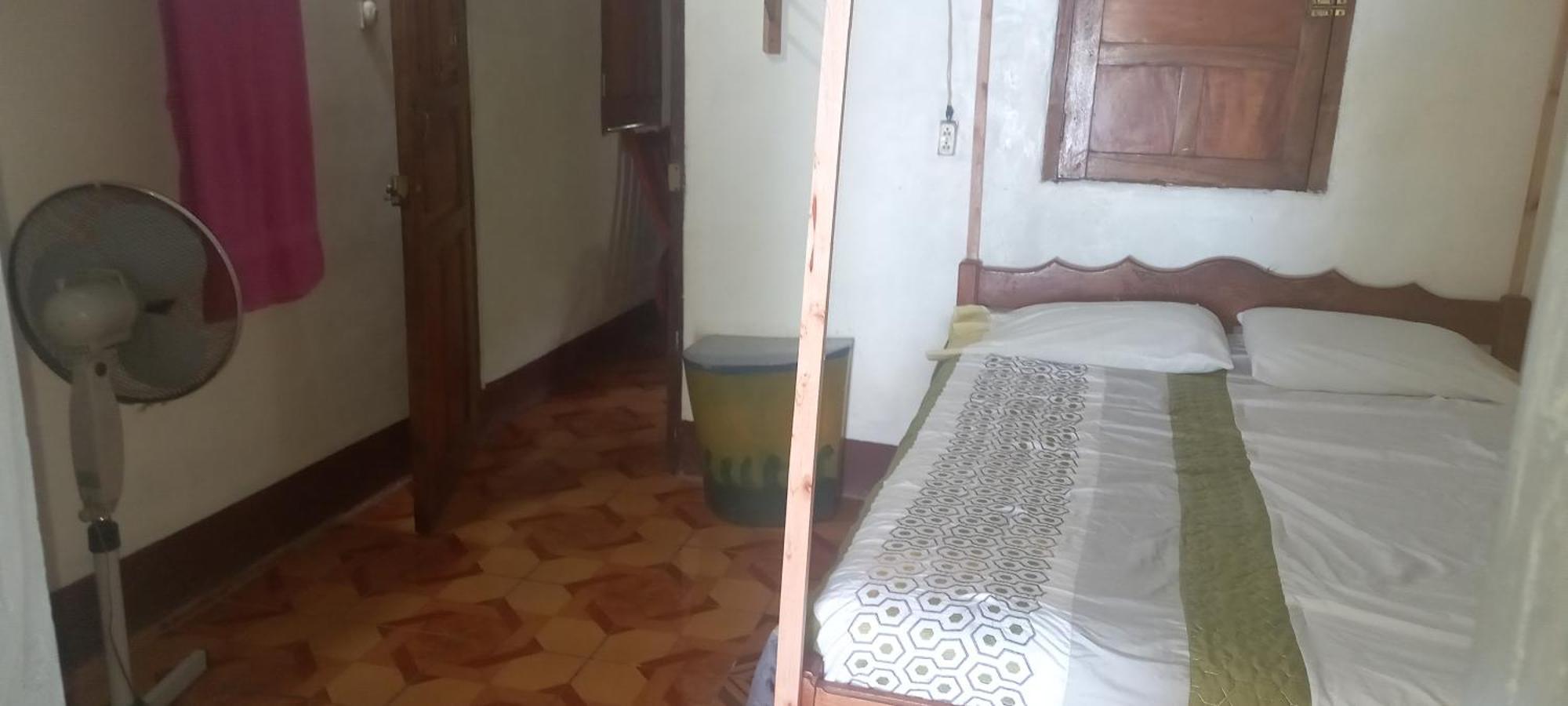 Rocks Beach Balgue Room photo